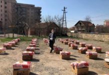 Klina në karantinë – Halil Kastrati iu del në ndihmë 50 familjeve nevojtare
