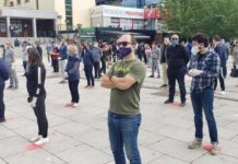 VV mbledh aktivistë në shesh, thonë se po bëjnë prova për protesta