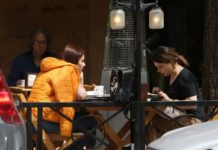 Zelanda e Re zbaton fazën e dytë të rihapjes së bizneseve