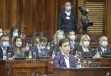 Bërnabiq: Kosova, sfida më e madhe politike