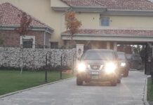Hetuesit e Speciales përfundojnë bastisjen në shtëpinë e Thaçit