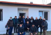 Diaspora zemërgjërë e Medvegjës bëri me shtëpi dy familje (Foto)