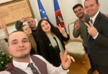 Rrëzohet Qeveria Hoti, vjen reagimi nga kabineti i Vjosa Osmanit