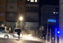 Trupi i pajetë i Albert Krasniqit largohet nga vendi i ngjarjes