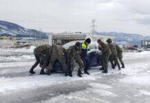 Bora dhe moti i ftohtë shkaktojnë probleme në Shqipëri
