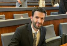 Ky është deputeti Vetvendosjes i cili gjatë betimit të sotëm, filloi me emrin e Allahut mandatin