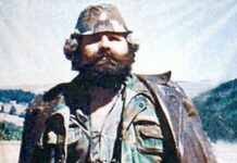 Pamje të rralla: Momenti kur Adem Jashari niset për në luftë