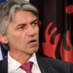 8A9EAE03-5B5C-473D-B837-6515FFF9AB06