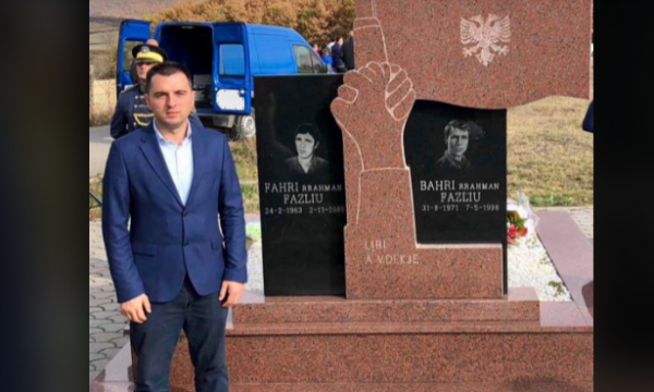 3AF3BC1B-CB44-48FB-A2C7-E0B18BDE39F3