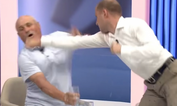 04D03BD6-8822-4134-A7E8-C25B0F51B05E