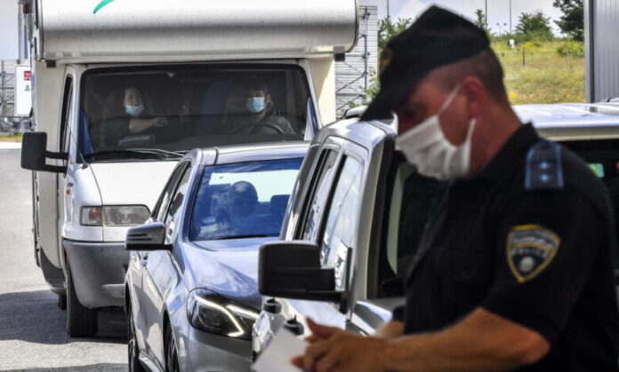 518ED74B-BD52-432C-A0B9-79F9EA603956