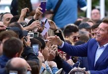 Arnold Schwarzenegger zemëroi fansat pasi u shfaq vetëm me video në “Arnold Sports Festival”