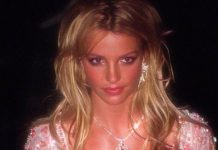 Britney Spears ndezë rrjetin duke postuar foto nudo