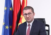Mickoski: Liderët e Evropës mos të shkruajnë letra, Maqedonia duhet të merr datë në dhjetor