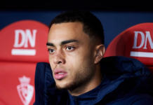 Chelsea përgatit ofertë për Dest