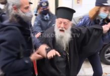 Si e sulmoi popi Papën? (VIDEO)