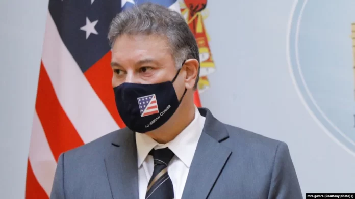 7432891f-986d-4a27-85af-7b27e1cf0916_w1023_r1_s