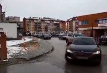 Talat Xhaferi dhe Ali Ahmeti shkojnë për ngushëllime te familja e Kadri Veselit (VIDEO)