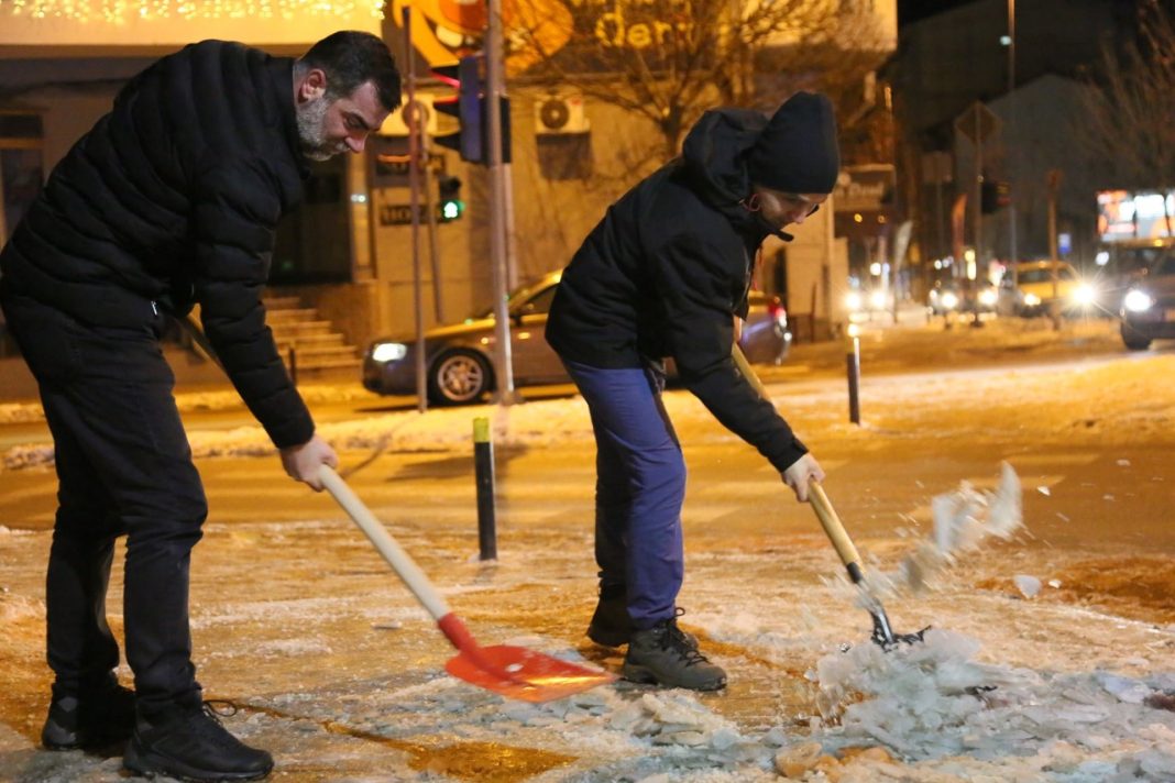 чистење-снег-1