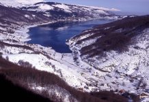 Babë e bijë nga Kosova po ndërtonin vila luksoze në Mavrovë, inspektorët ndaluan ndërtimin, por vazhduan