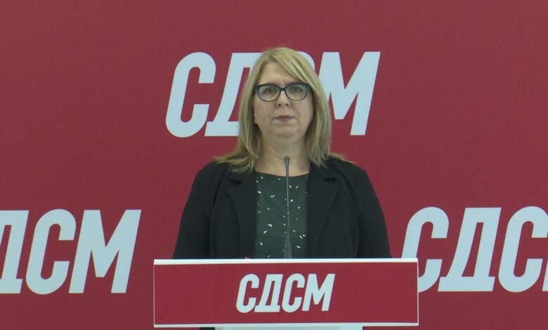 CB558150-8973-49A0-B3A3-FE12F7825B14