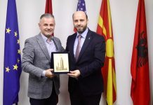 Ganiu në takim me myftiun e Shkupit Qenan Ismaili