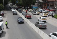 Ngjarje e rëndë në Çair: 16-vjeçari sulmohet dhe plagoset para një hoteli