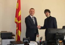 Vesel Memedi emërohet ambasador në Itali