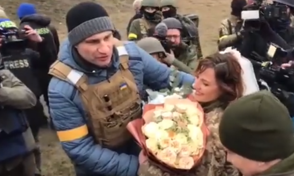 98B504BD-EB55-4841-BEF1-FC914115327F