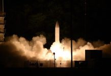 Lufta në Ukrainë, Rusia po mbetet pa armë, SHBA po nxjerrë një anije luftarake