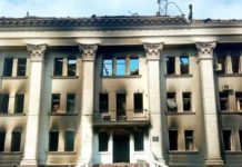300 civilë të vrarë nga bombardimi i teatrit në Mariupol