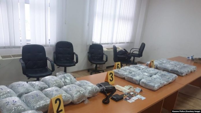 01e90000-0aff-0242-e7df-08da22cf77ae_w1023_r1_s