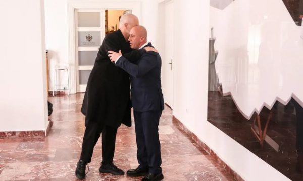 9422B199-C77D-4266-9AC3-71BCE04E499F