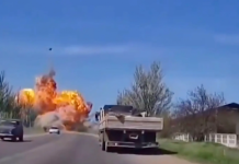 Videot e reja dramatike tregojnë tanket ruse duke u hedhur në erë në Ukrainë