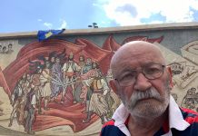 “Lëreni more djalin t’punon!” Çun Lajçi godet kritikuesit e Albin Kurtit