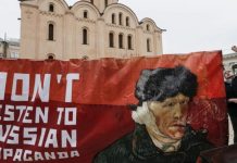 Mashtrimi i qytetarëve rusë nga mediat e Rusisë