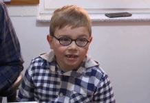 7-vjeçari nga Tetova me inteligjencë të jashtëzakonshme! Është klasa e dytë, por i zgjidh detyrat e shkollave të mesme