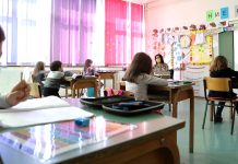 Rritet numri i nxënësve në shkollat fillore dhe të mesme në vitin 2020/21 në krahasim me vitin shkollor paraprak