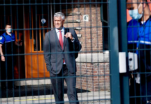 Thaçi u dërgon mesazh nga Haga aktivistëve dhe zyrtarëve të PDK-së (VIDEO)