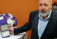 Gazetari rus shet medaljen e Çmimit Nobel për 103 milionë dollarë