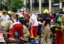 Berlin: Një i vdekur dhe disa të plagosur pasi makina shkel kalimtarët