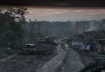 Guvernatori ushtarak ukrainas: Të gjitha urat për në Severodonjeck janë “shkatërruar”