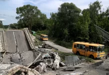 Kievi: Rusët po përpiqen ta bëjnë Harkivin “qytet të vijës së parë të frontit”