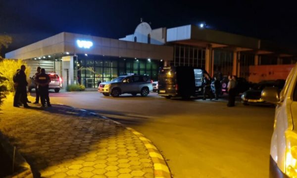 2A9F87D8-022C-4980-B7EB-46C84974B23E