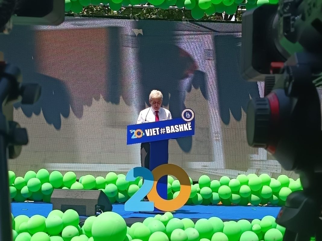 4722762E-9A19-489E-B839-3476B5CAE51E