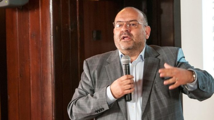 77A0D726-83DA-4404-BF83-A3B18B06F681