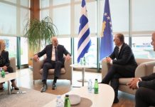 Bislimi priti shefin e diplomacisë greke, biseduan për intergrimin evropian të Kosovës