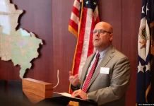 Hovenier bisedon me deputetët për sigurinë kombëtare dhe politikën e jashtme