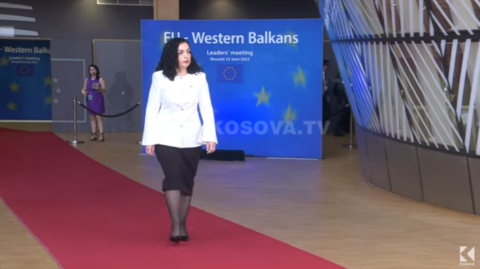 D89B1CEB-243B-4326-9FD7-D3502A5A1767