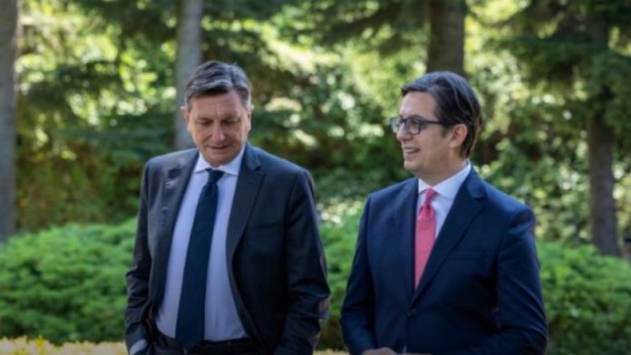 Screenshot_1-53-780x439